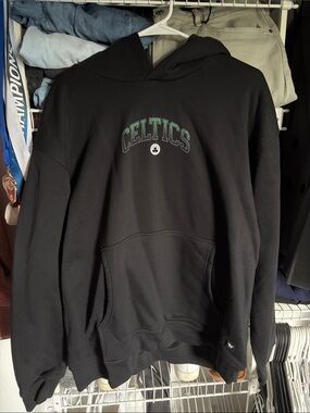 Boston Celtics Black Sweatshirt
